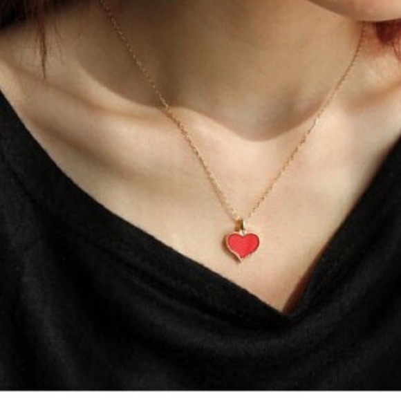 🎁Chic Gold Heart Pendant Necklace - Picture 3 of 3